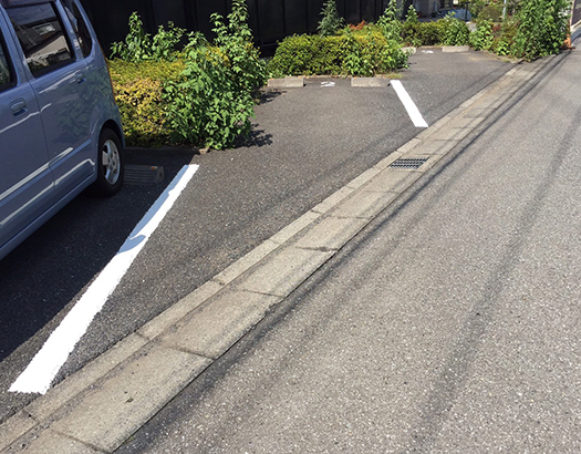 埼玉県　蕨市駐車場ライン塗り替え工事
